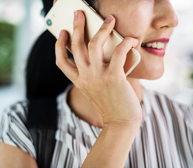 eating disorder helpline live chat support